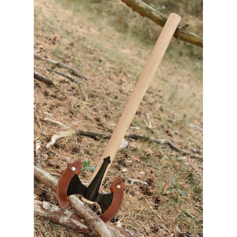 Frühmittelalterliche Doppelaxt