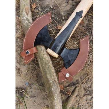 Frühmittelalterliche Doppelaxt