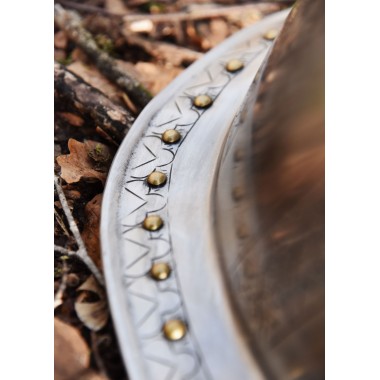 Mittelalterlicher Brustpanzer - Harnisch mit Gravierungen