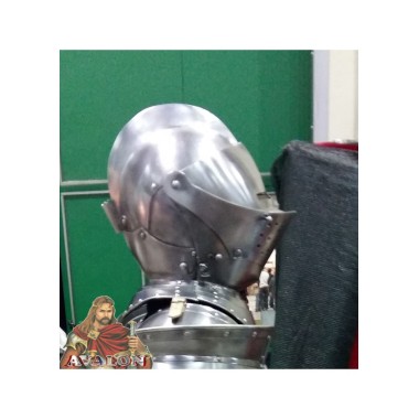 Mittelalterlicher Ritterhelm - Armet - Mittelalterlicher Helm