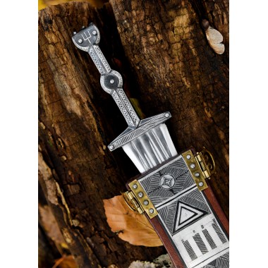 Pugio aus Vindonissa mit Silbertauschierung