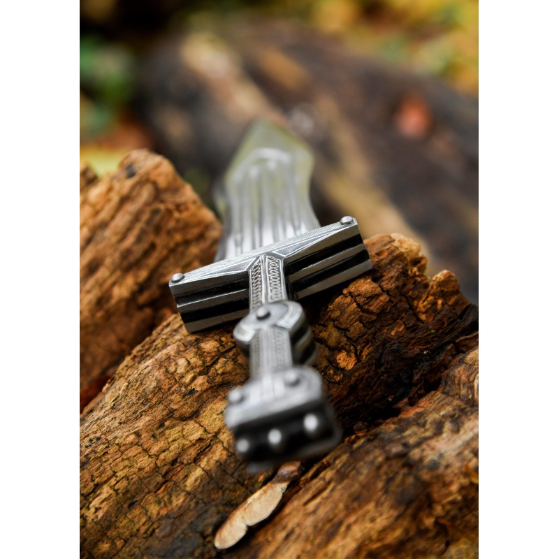 Pugio aus Vindonissa mit Silbertauschierung