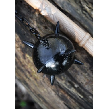 Morgenstern mit einer Eisenkugel