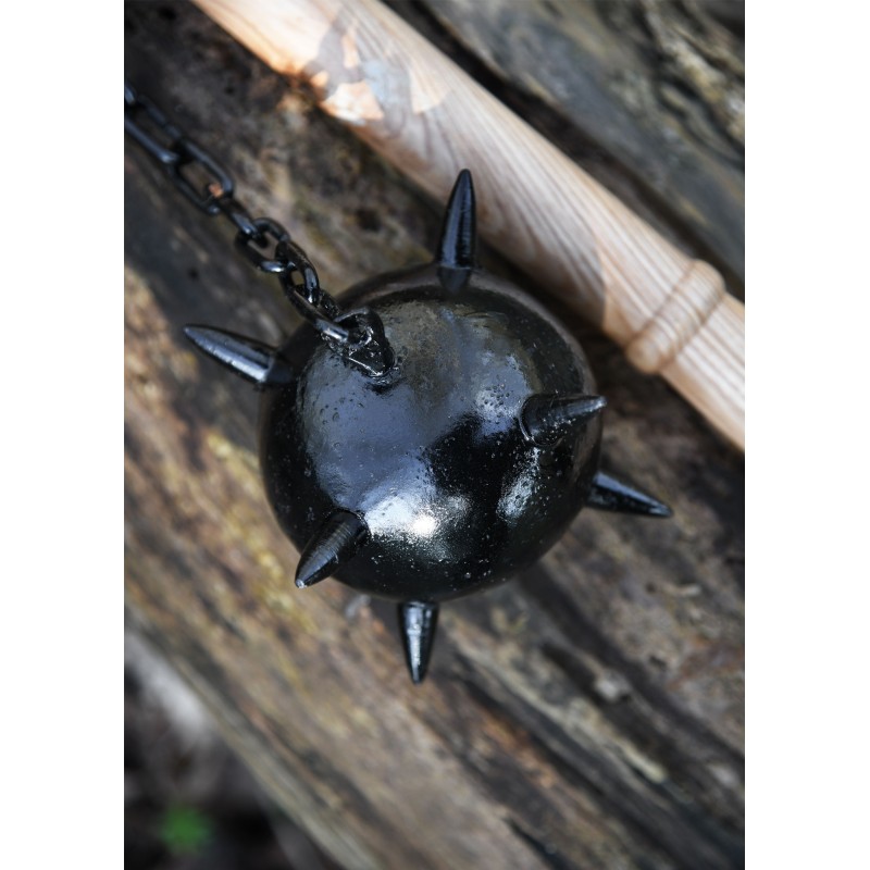 Morgenstern mit einer Eisenkugel