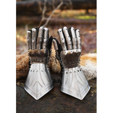 Gotische Panzerhandschuhe