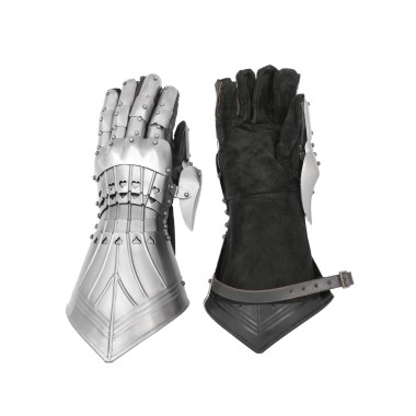 Gotische Panzerhandschuhe