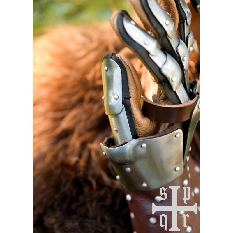 Mittelalterliche Panzerhandschuhe - Schlacht von Visby