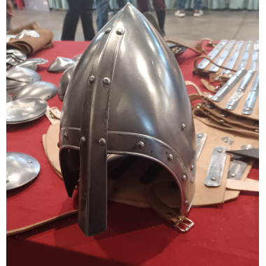Beckenhaube Helm mit Nasal