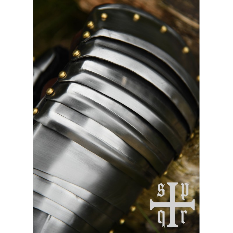 Mittelalterliche Plattenhandschuhe