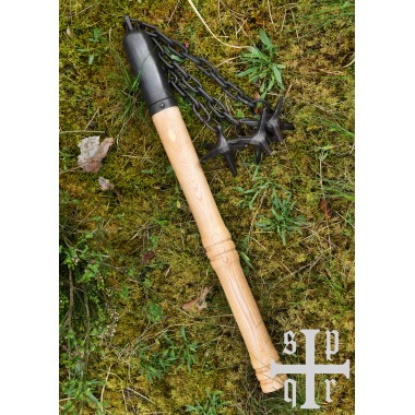 Mittelalterlicher Flegel mit drei Sternen