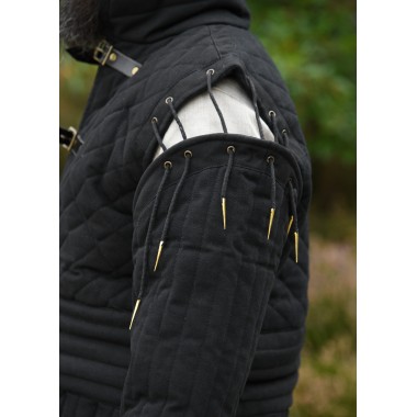 Gambeson mit Schnallen und abnehmbaren Ärmeln