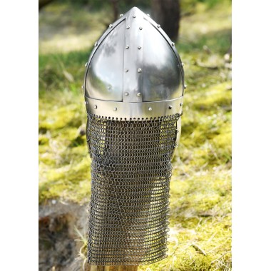 Nasalhelm mit Wangenklappen und Brünne