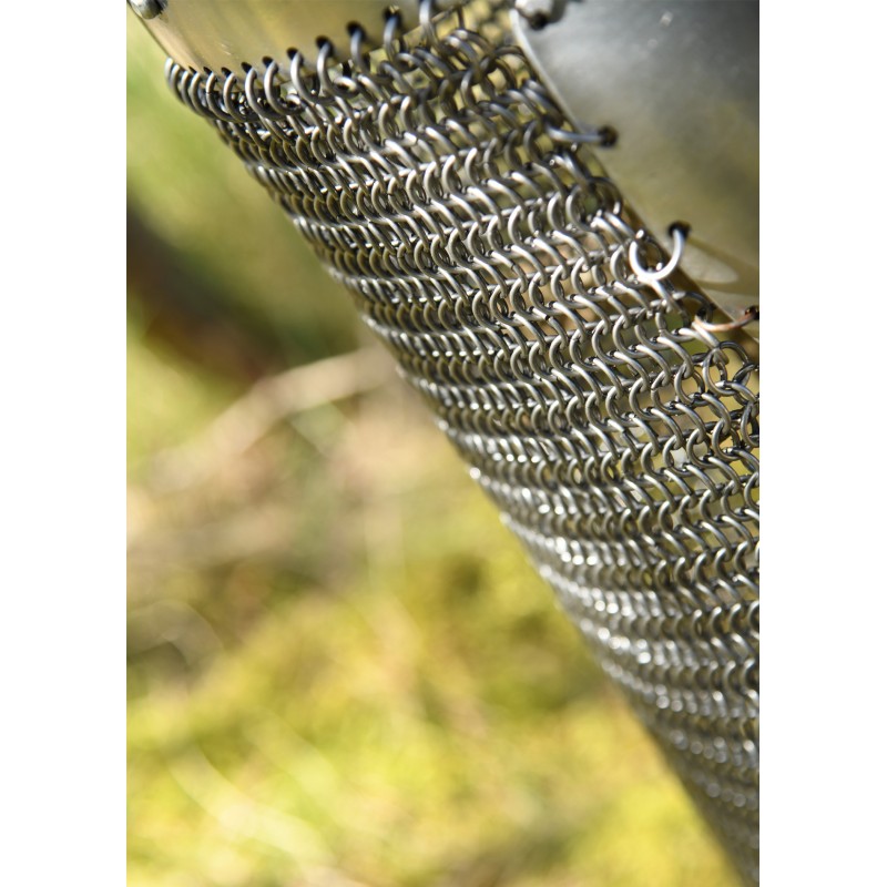 Nasalhelm mit Wangenklappen und Brünne