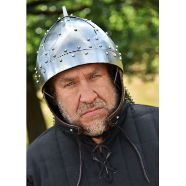 Spangenhelm mit Wangenklappen und Brünne, 2 mm Stahl