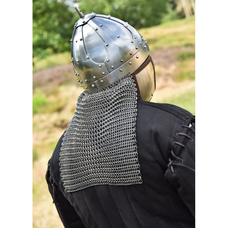 Spangenhelm mit Wangenklappen und Brünne, 2 mm Stahl