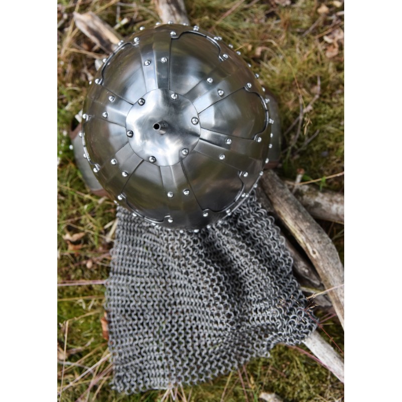 Spangenhelm mit Wangenklappen und Brünne, 2 mm Stahl