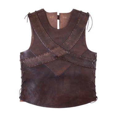 Brustpanzer mit gekreuzten Bändern