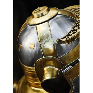 Römerhelm - Niedermörmter Italic 'H'