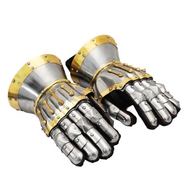 Mittelalterliche Panzerhandschuhe Churburg