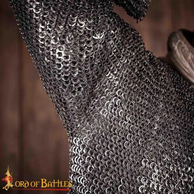 Hauberk-Kettenhemd – 9 mm Flachringe vernietete