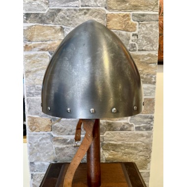 Normannischer Nasalhelm – 11. Jahrhundert