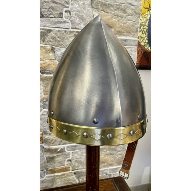 Norman konische Helme - 
