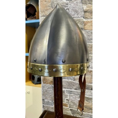 Norman konische Helme - 