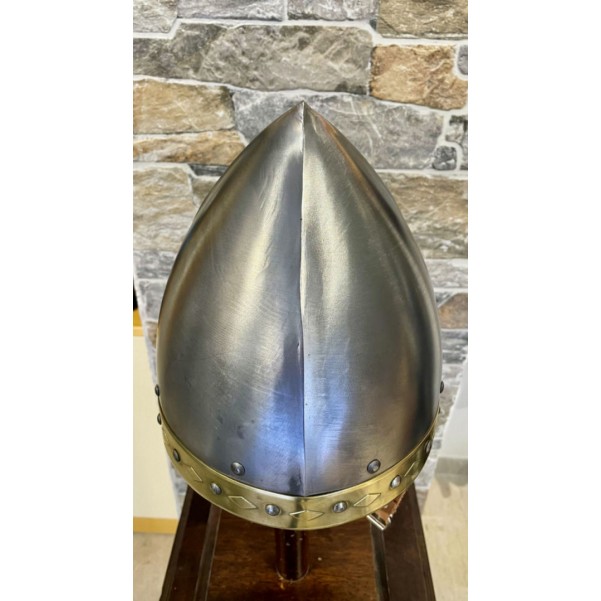 Norman konische Helme - 