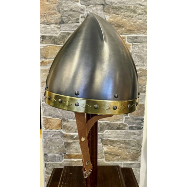 Norman konische Helme - 