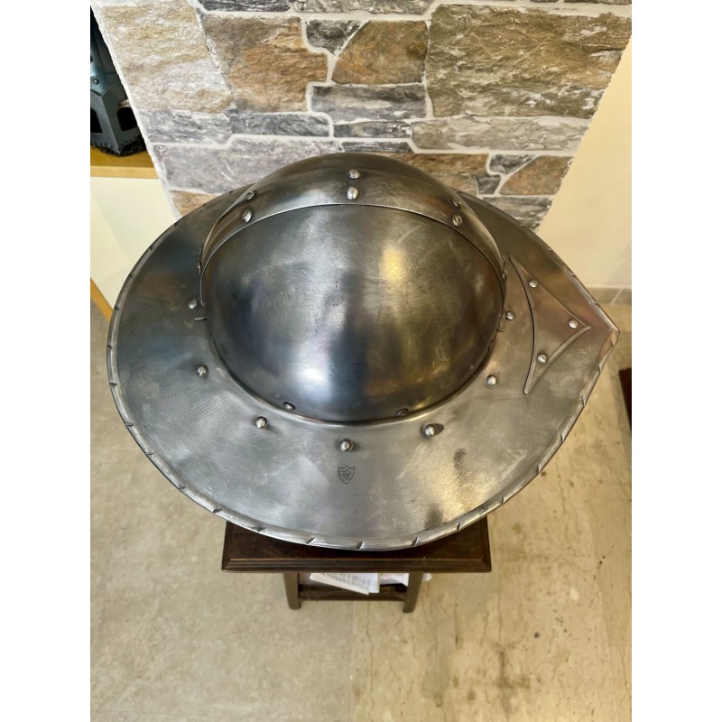 Mittelalterlicher Eisenhut (Kettle Hat)