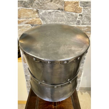 Topfhelm Mittelalter Kampf