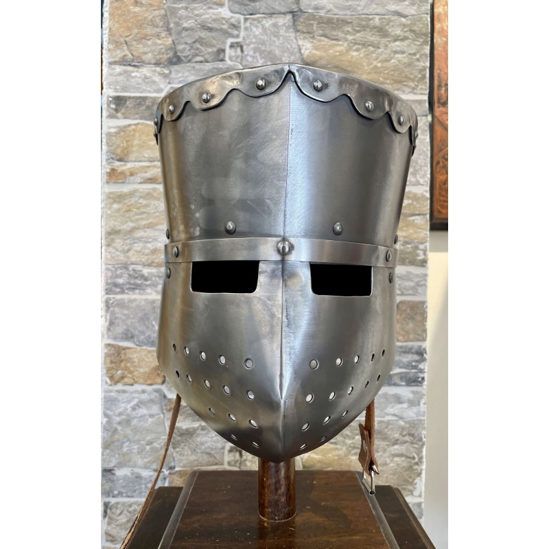 Kreuzfahrer Topfhelm - Schaukampfhelme