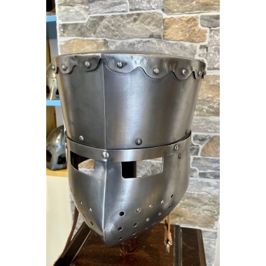 Kreuzfahrer Topfhelm - Schaukampfhelme