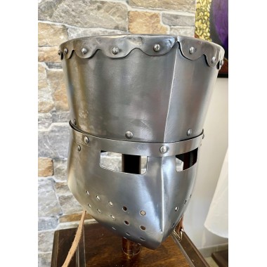 Kreuzfahrer Topfhelm - Schaukampfhelme