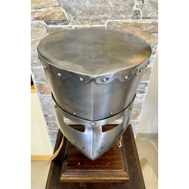 Kreuzfahrer Topfhelm - Schaukampfhelme