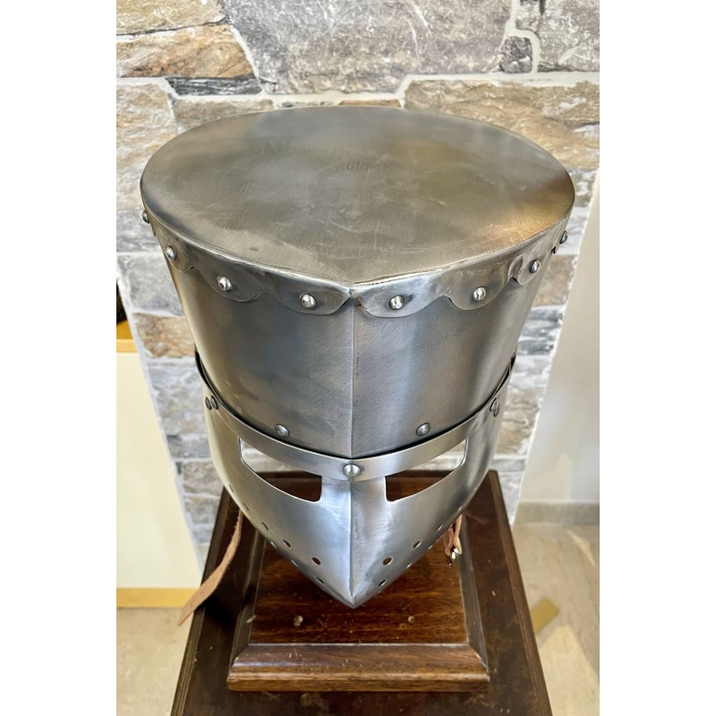 Kreuzfahrer Topfhelm - Schaukampfhelme