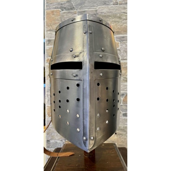 Topfhelm - Templerhelm - Kreuzritter Helm