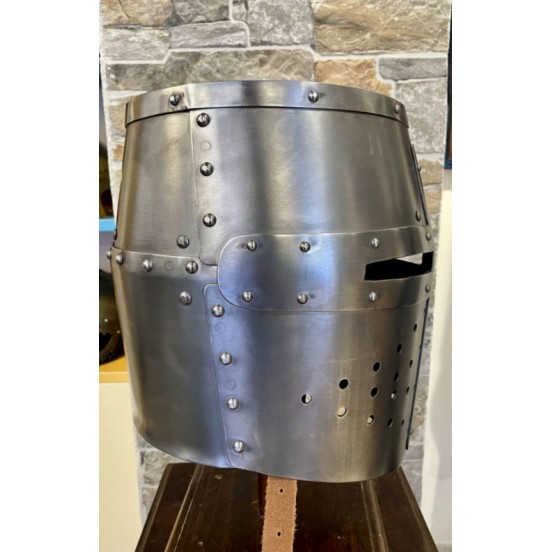 Topfhelm - Templerhelm - Kreuzritter Helm