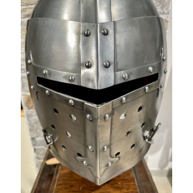 Topfhelm - Templer Kampfhelm