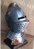 Französischer Armethelm, Helm des 16. Jahrhunderts