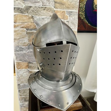 Französischer Armethelm, Helm des 16. Jahrhunderts