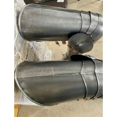 Schutz der Beine des fünfzehnten Jahrhunderts italienischen