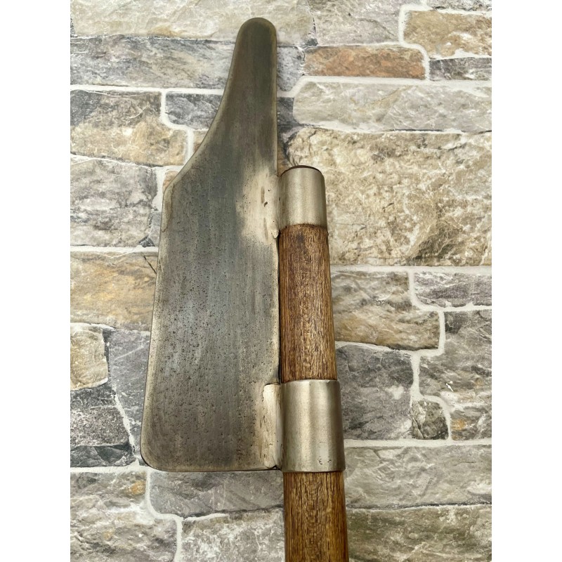 Bardische (Bardiche) im mittelalterlichen Stil