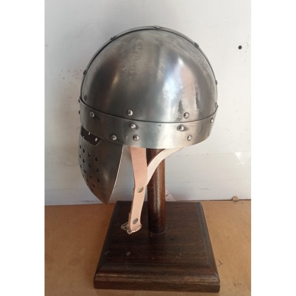 Normannischer Wikinger Spangenhelmen