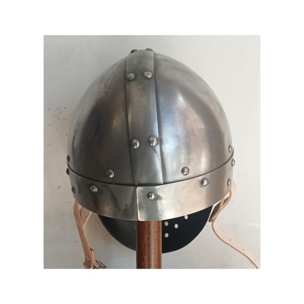 Normannischer Wikinger Spangenhelmen