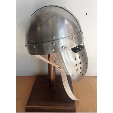 Normannischer Wikinger Spangenhelmen