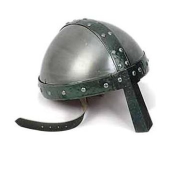 Hirnhaube mit Nasal