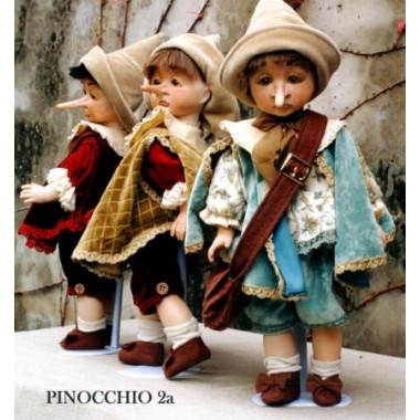Porzellanpuppe Pinocchio ernst