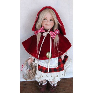 Porzellanpuppe Rotkäppchen