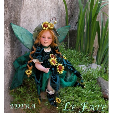 Elfe Fee Efeu, Porzellanpuppe